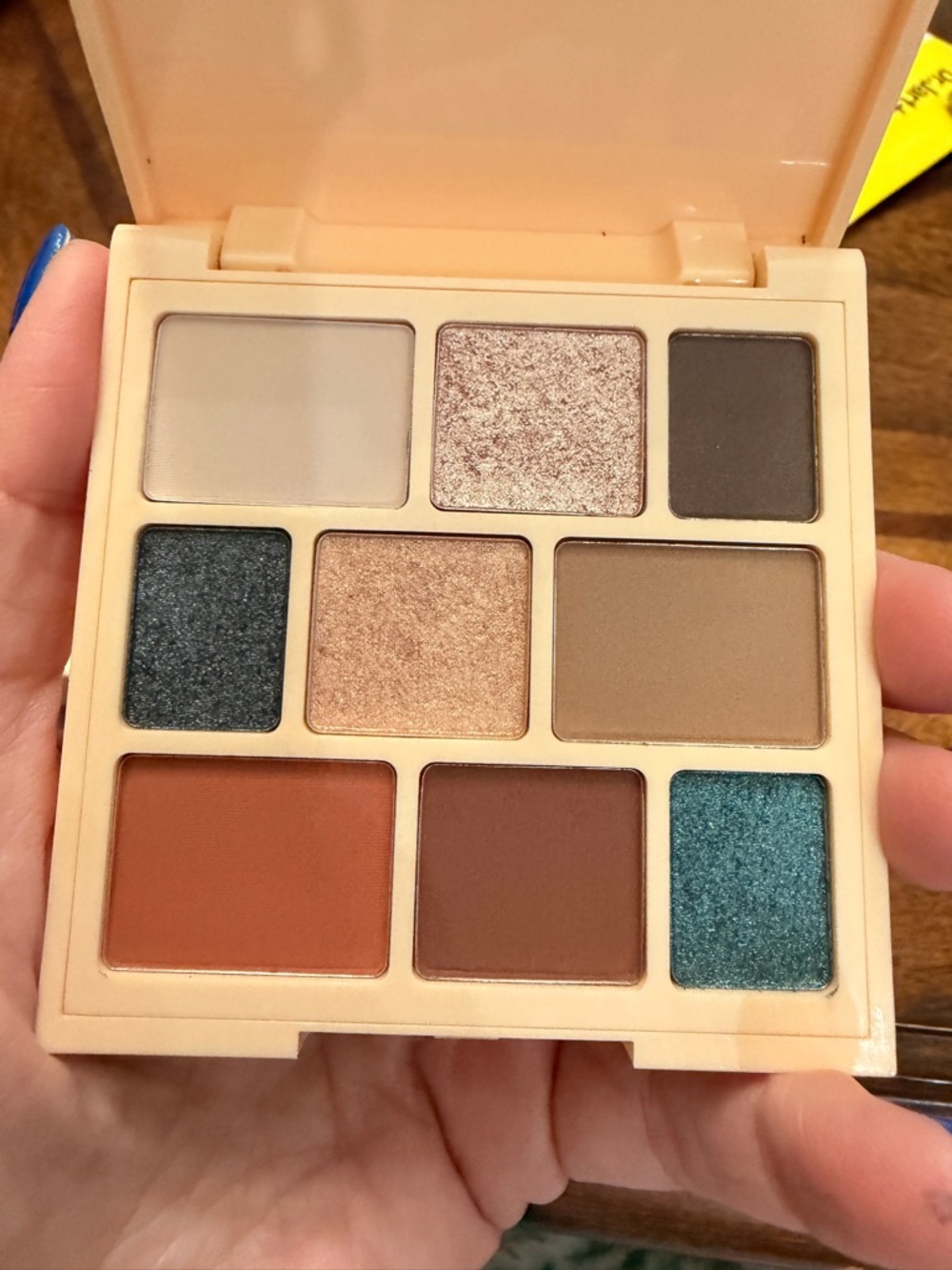 CINTA LONDON Living The Eye Life Eyeshadow Palette NIB